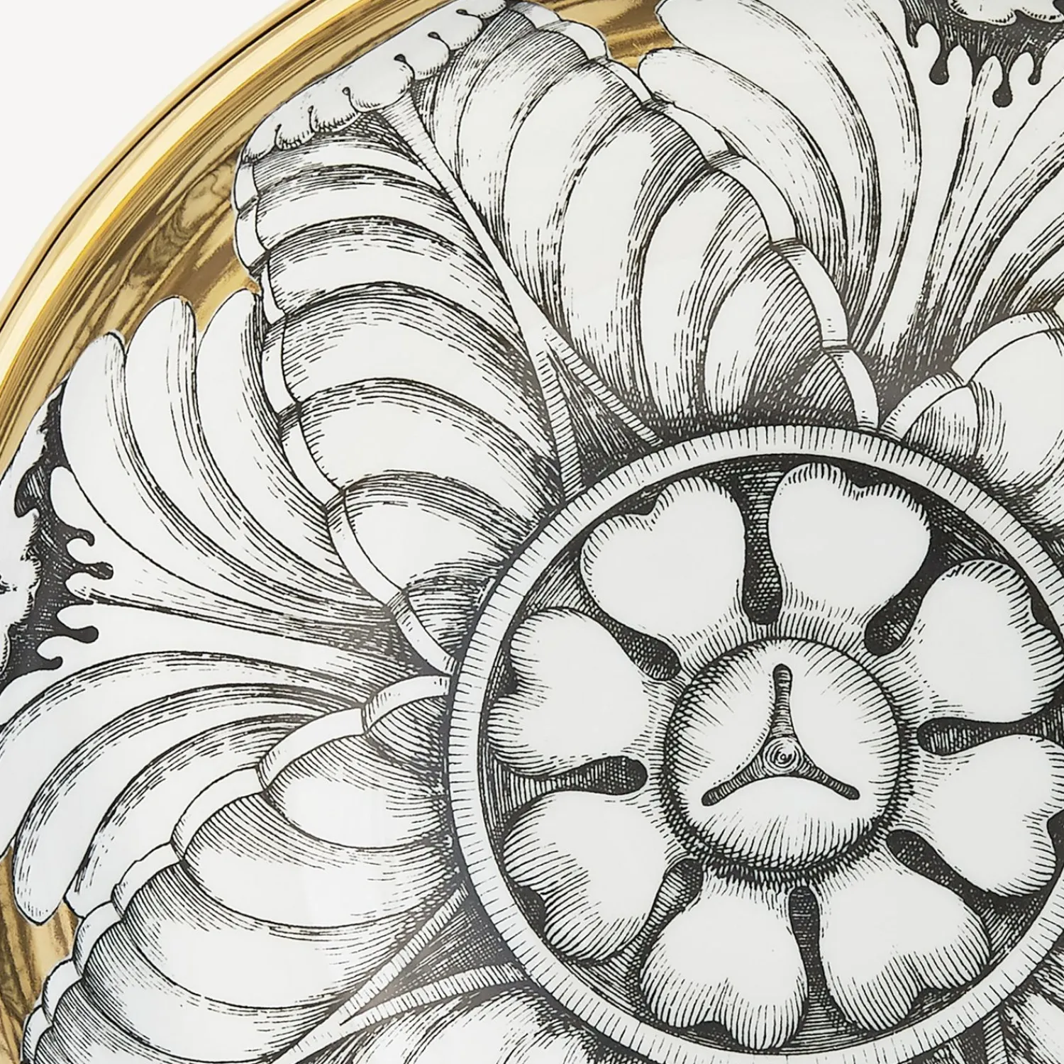 Appetizer Sets And Centrepieces<Fornasetti Centrepiece Rosone N.5 White/Black/Gold