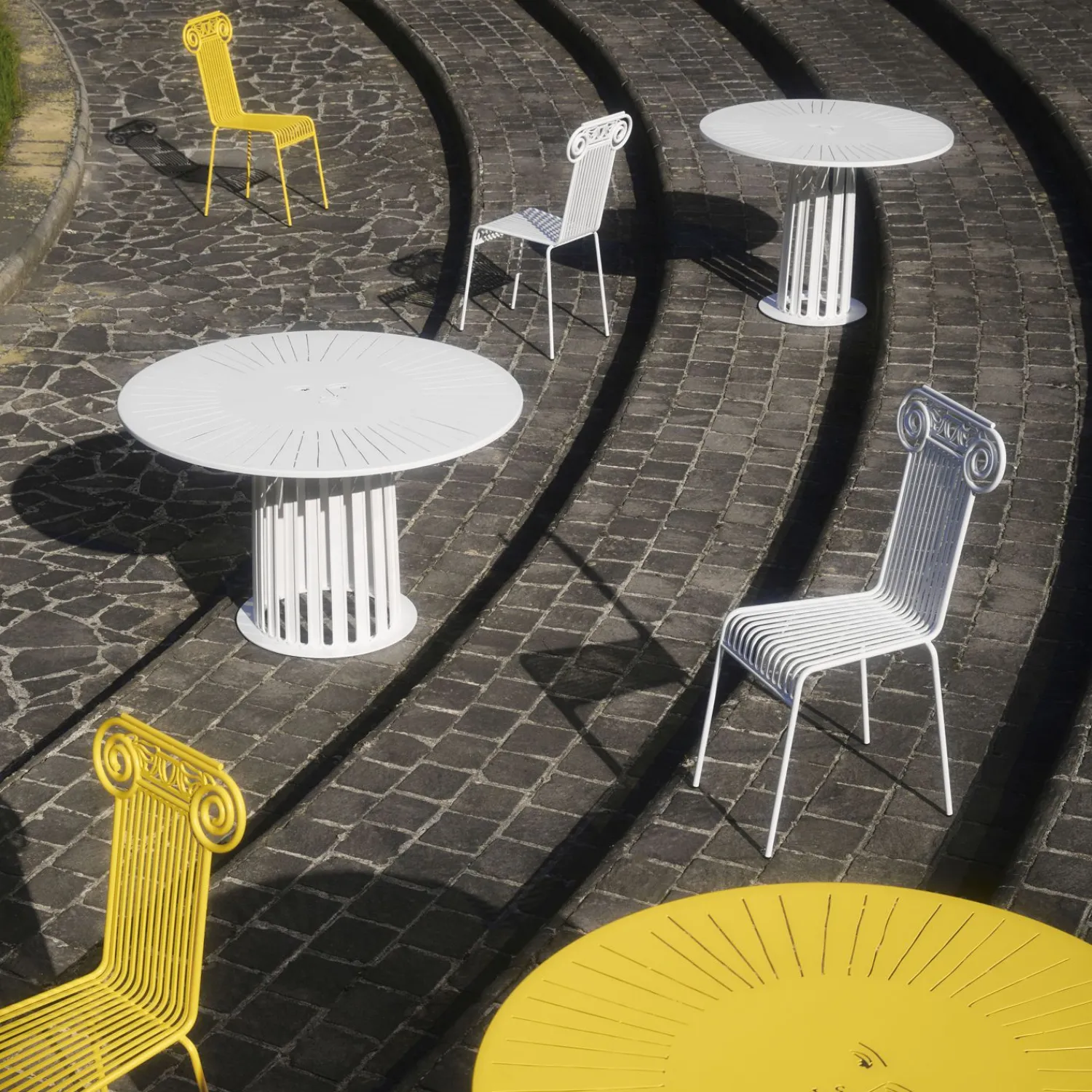 Tables<Fornasetti Outdoor Table Ara Solis Black