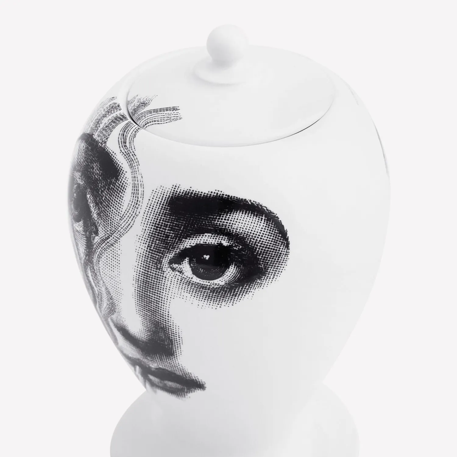 Vases<Fornasetti Vase Il Fumo Fa Male White/Black